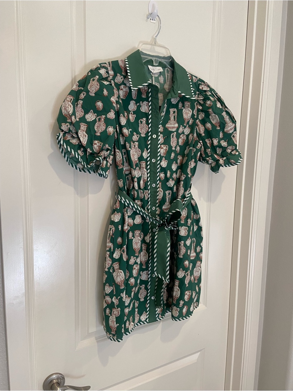 New Whimsical Green Tea Pot Vase Print Puff Sleeve Bow Dress